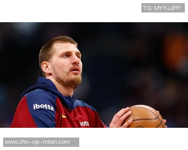 约基奇半场表现如同游戏般轻松7投5中贡献10分4篮板6助攻